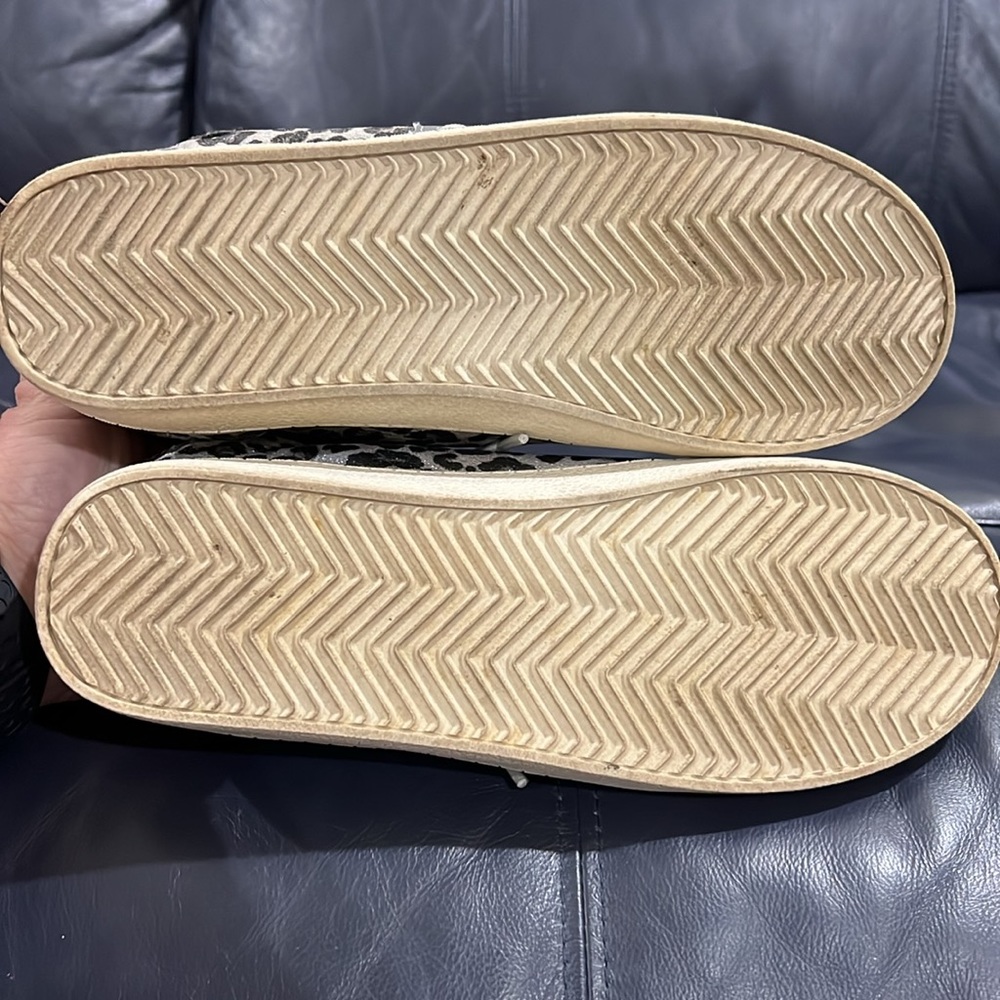 2/$10 Madden Girl Steve Madden Star Goose Leopard Sneakers - Picture 6 of 6